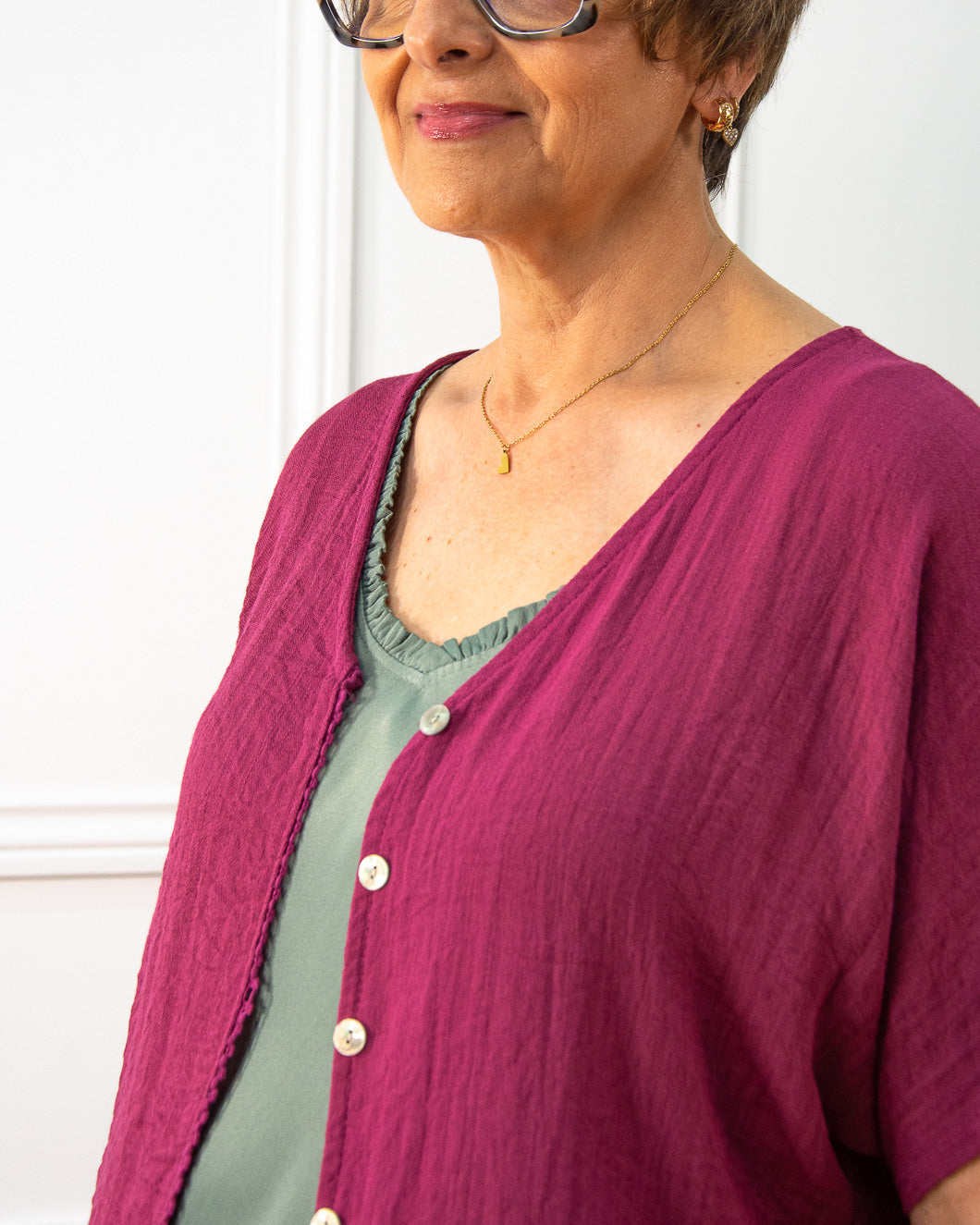 Blusa Iria de mujer en granate